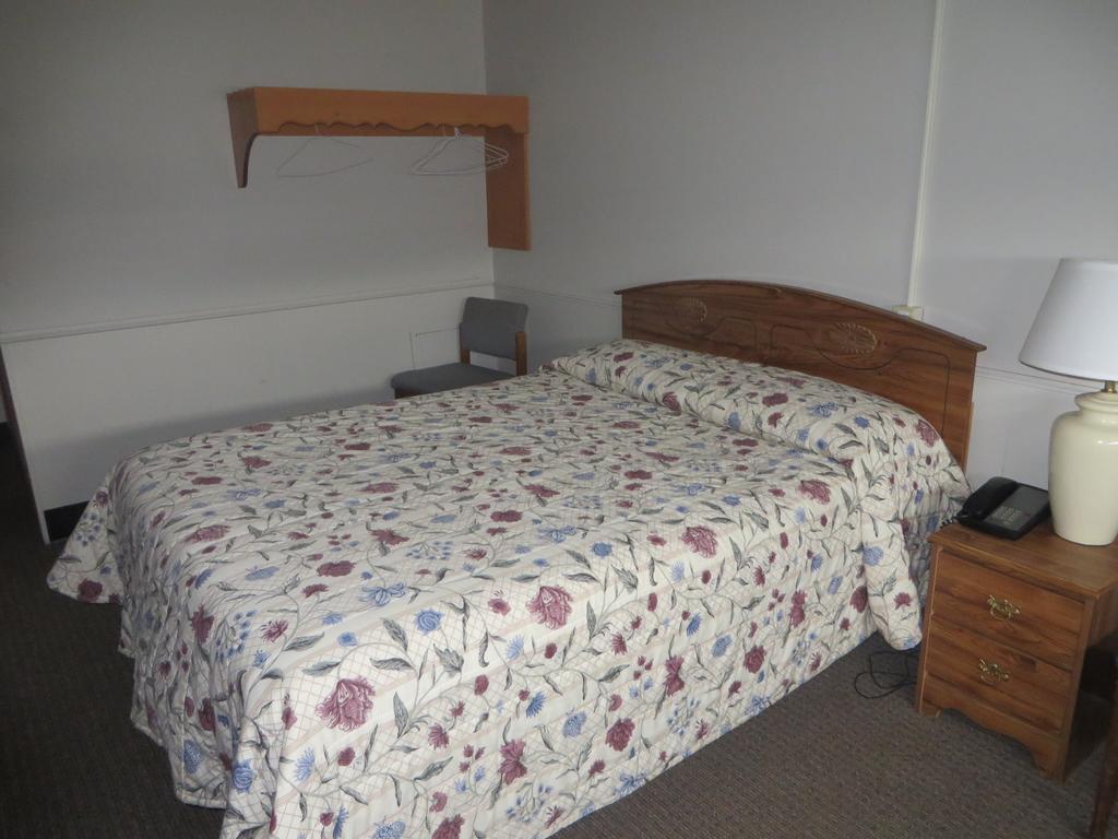 רוצ'סטר 2Nd Street Inn & Suites חדר תמונה